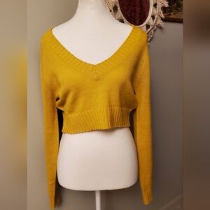 Divided Yellow V-Neck Cropped Sweater